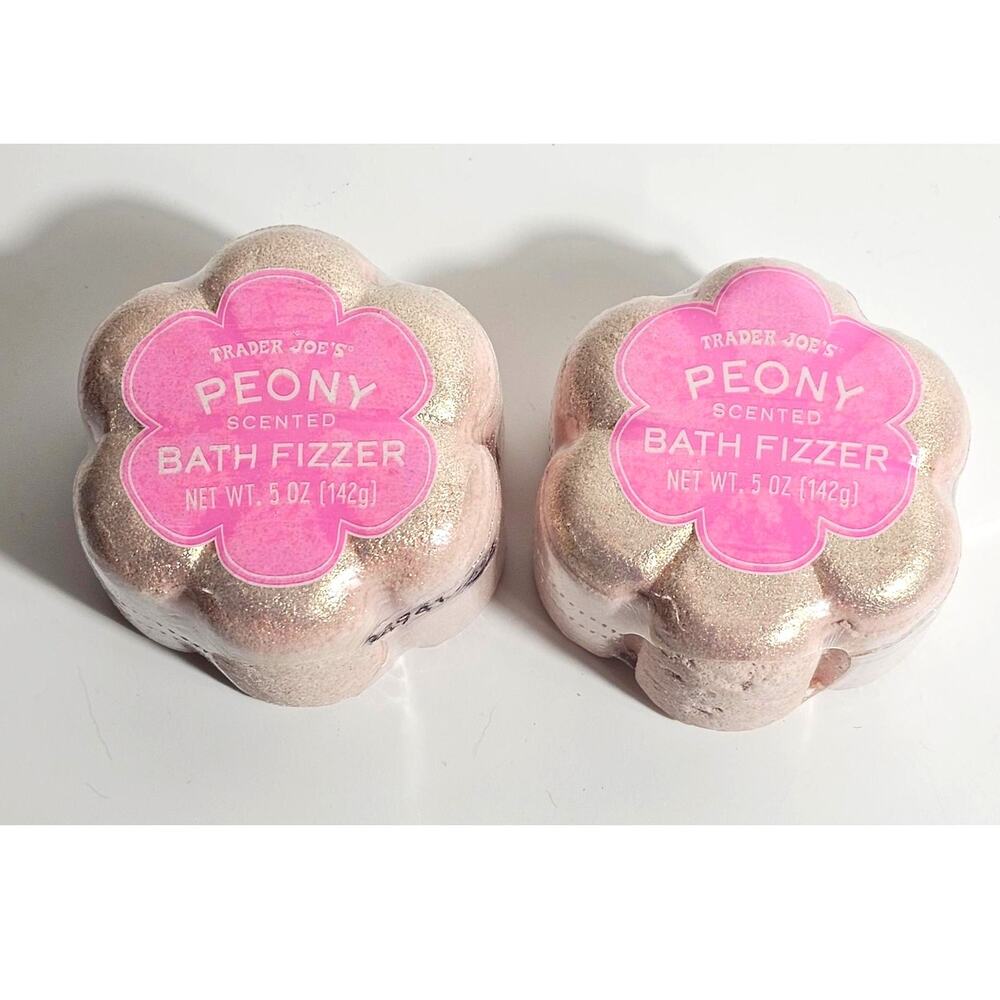 Trader Joe's 2pcs Bath Bombs Set Bath Fizzer Peony Scented Sparkle